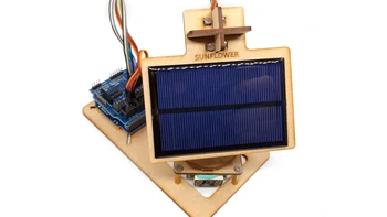 Maži Gamybos Pažangi Saulės Šviesos Stebėjimo Įranga, skirta elektros Energijos gamybai Tinka Single-chip Mikrokompiuteris.