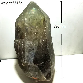 Natūralaus dūmų kvarco kristalo pavyzdys Namo, buto apdailos akmuo ir krištolo