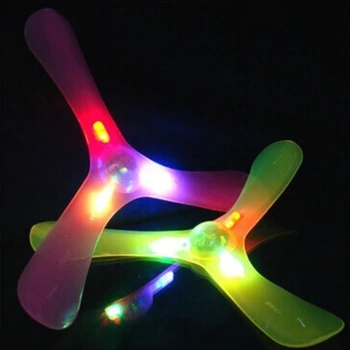 Naujas LED Lemputė 3 Lapai Boomerang Lauko Įdomus Žaislas, Sporto Mesti Plaukioja Žaislai Boomerang Žaislai